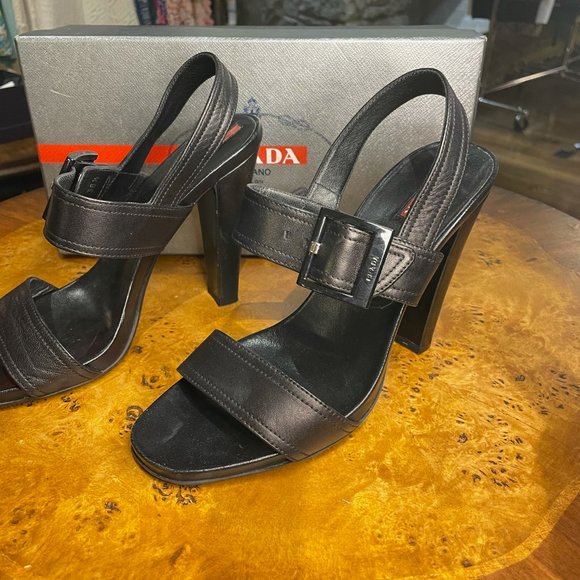 Prada black leather heel sandal - Picture 4 of 4